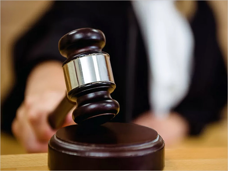 Комаричский суд оштрафовал экс-директора местного коммунального МУПа за «шабашку»