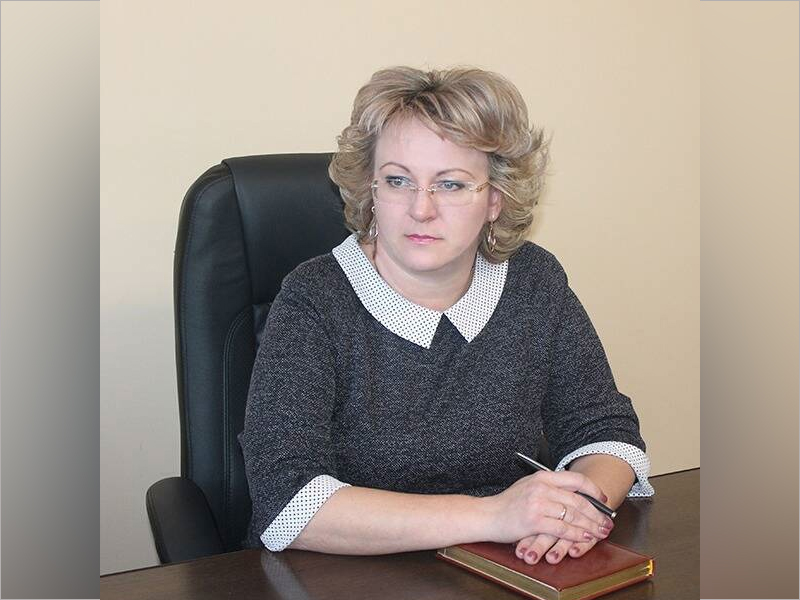 Людмила Лужецкая официально покинула должность руководителя Карачевского района