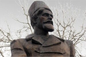 «УМестный туризм» в Новозыбкове: по следам матроса-военачальника, создававшего Красную Армию