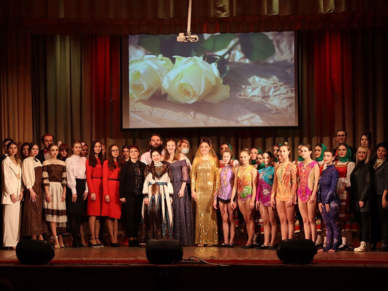 В Брянске завершился 23-й студенческий фестиваль «Живи и пой»