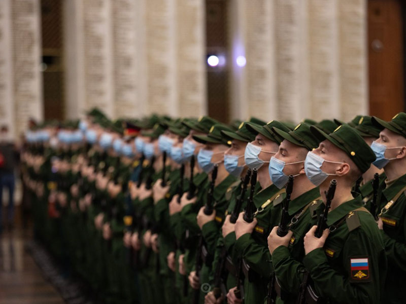 Брянские новобранцы Преображенского полка приняли военную присягу в Музее Победы