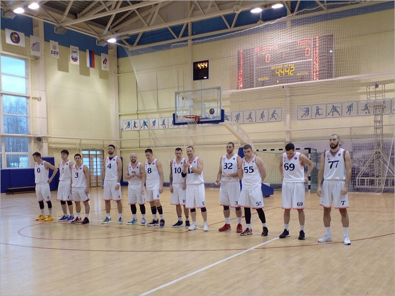 Баскетбольный «Брянск» открыл сезон. С третьей попытки