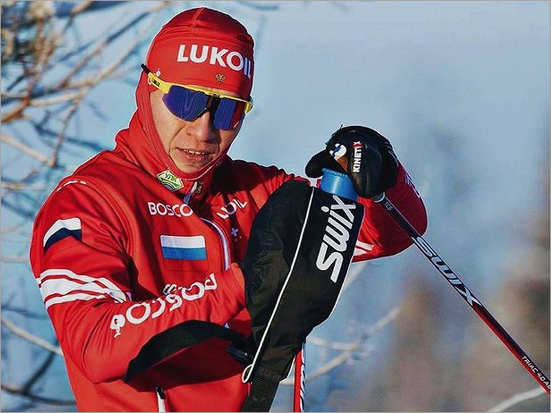 Александр Большунов выиграл серебряную медаль в классической гонке на 15 км на «Тур де Ски»