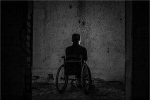 Как живётся инвалидам: «Многие взрослые закрываются дома навсегда»