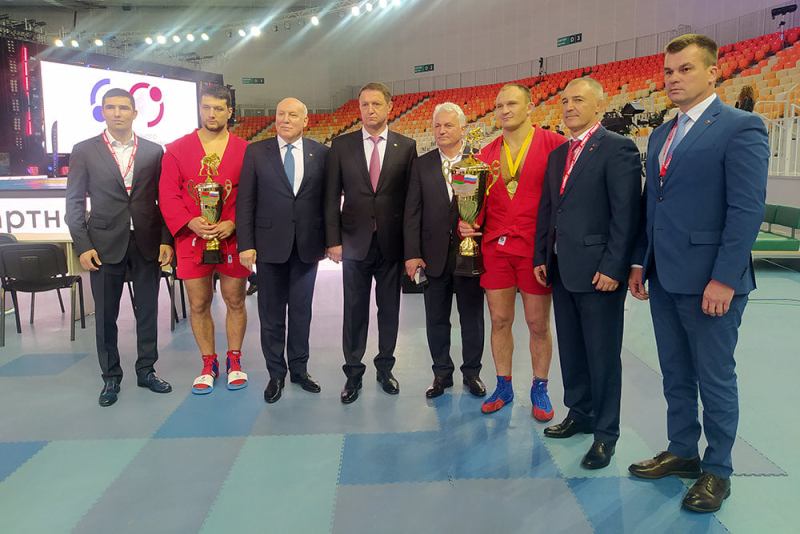 Брянский самбист Артём Осипенко проиграл в финале Кубка Союзного государства