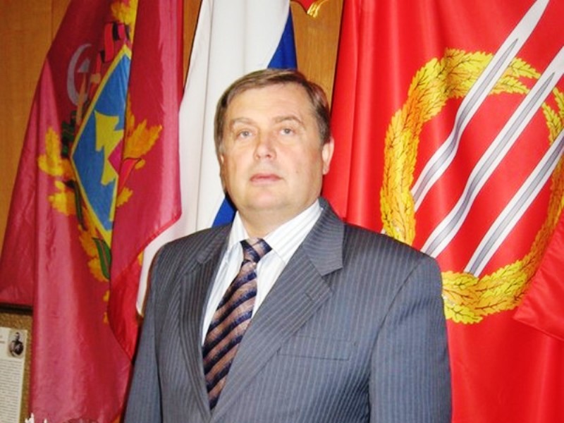 Уходит в отставку руководитель Климовского района после 13 лет на посту
