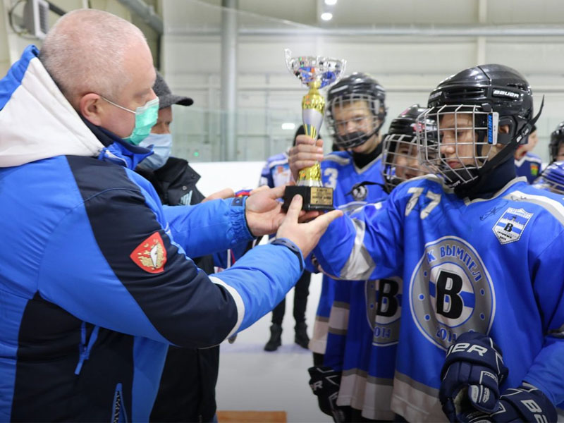 Юные хоккеисты из Климово разгромили соперников, взяв областной этап «Золотой шайбы»