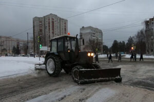В Брянске коммунальщики готовятся к трёхдневным снегопадам