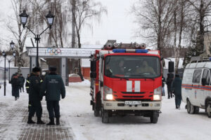 Брянские спасатели условно потушили стадион «Десна»