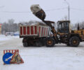 С улиц Брянска за сутки вывезли около трёх тысяч тонн снега. И устроили тест-драйв спецтехники