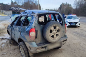 В ДТП-«перевертыше» под Брянском пострадал 35-летний водитель
