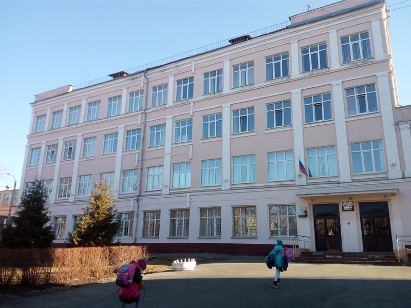 Чиновники от образования отчитались, как ремонтировали школы и детсады Брянска в 2021 году