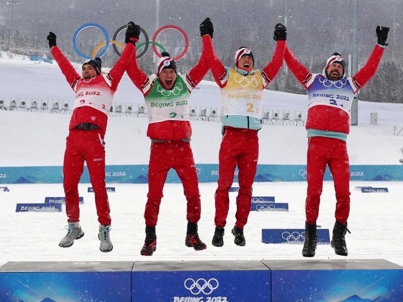 Брянский губернатор поздравил лыжников-победителей олимпийской эстафеты