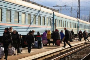 Эвакуация мирных жителей из ДНР приостановлена, поезд с беженцами в Брянск не прибыл