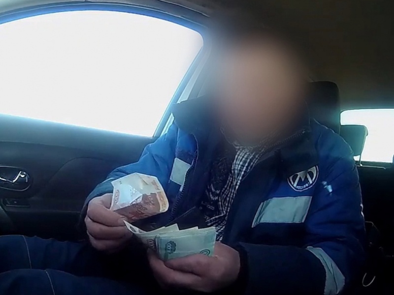 На «Украине» брянскими дорожными полицейскими пойман на пьяной езде москвич