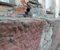 Видимо, это карма: разваливающееся историческое здание прогимназии в Брянске  угрожает прохожим