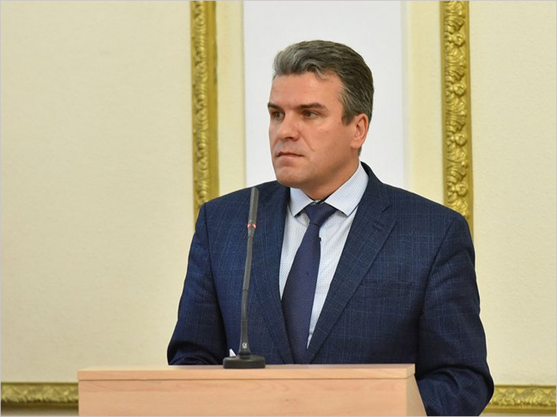 Новым директором департамента внутренней политики Брянской области назначен Виталий Свинцов