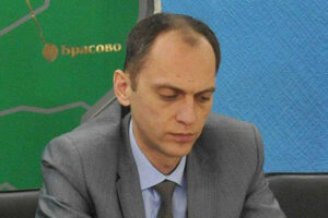 Директора брянского департамента задержали за взятку в 1,2 млн. рублей от организаторов экспозиции «Дня поля»