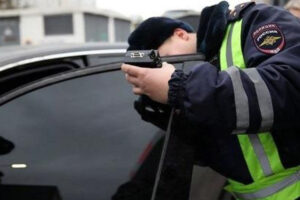 В Брянске автоинспекторы 30 марта выйдут на «охоту» за тонированными авто