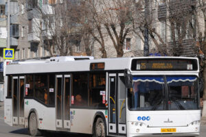 В Брянске на маршрутах №№25 и 37 по будням добавили автобусов и рейсов