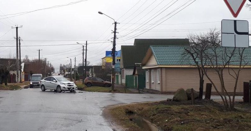 В Клинцах в ДТП на перекрёстке пострадал пьяный водитель