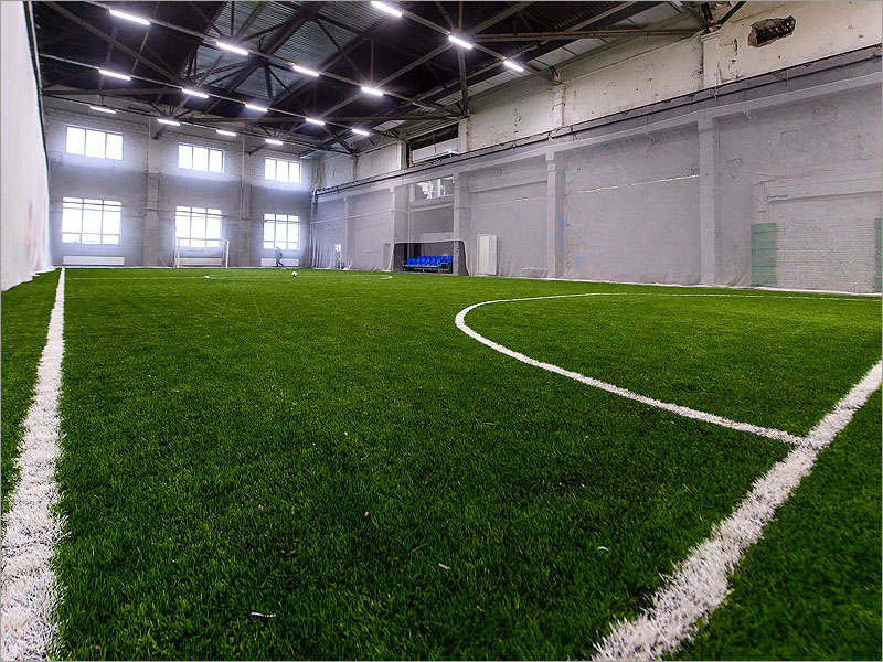 В Брянске ищут нового подрядчика для футбольного манежа-долгостроя