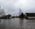 В брянском посёлке Радица-Крыловка затоплены десятки приусадебных участков, общественный транспорт ещё ходит