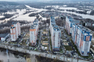 В Брянске затоплено 17 жилых домов, «большая вода» будет стоять ещё неделю — МЧС