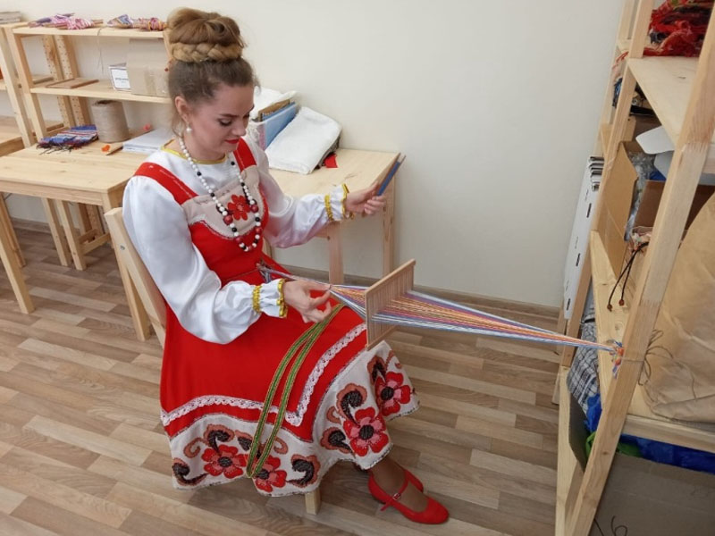 В Жуковке открылся центр народной культуры и ручного ткачества