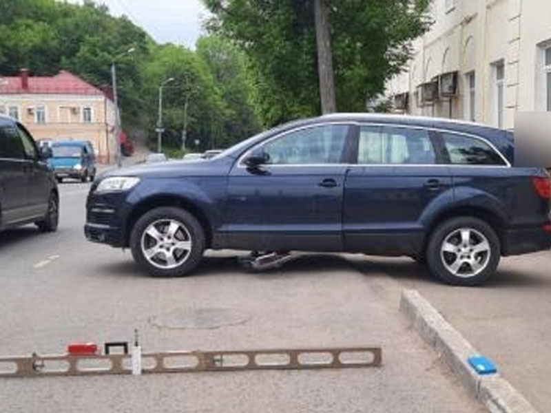 В Брянске на Калинина автолюбительница сбила ехавшего по тротуару 11-летнего велосипедиста