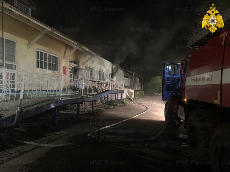 В Жуковке сгорел второй подряд магазин на улице Ленина