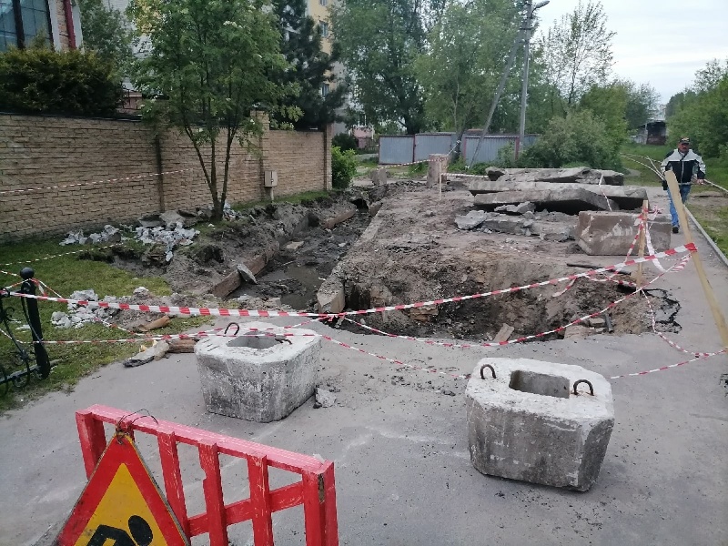 Водопропускная система на улице Краснофлотской в Брянске ремонтируется полностью