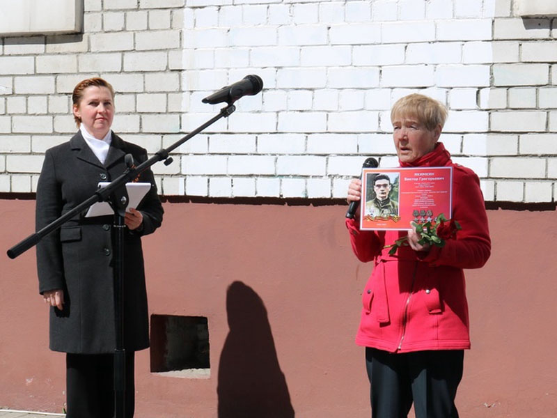 В Брянске открыли памятную доску ветерану, участнику легендарного парада Победы 1945 года Виктору Якимкину