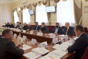 Брянские депутаты обсудили кандидатов в «Заслуженные машиностроители» региона