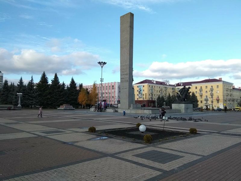 Брянску отправили денег на ремонт площади Партизан