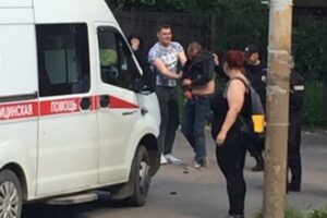 В Брянске совершено новое нападение с ножом в маршрутке: неадекватный мужчина нанёс ранения пассажиру
