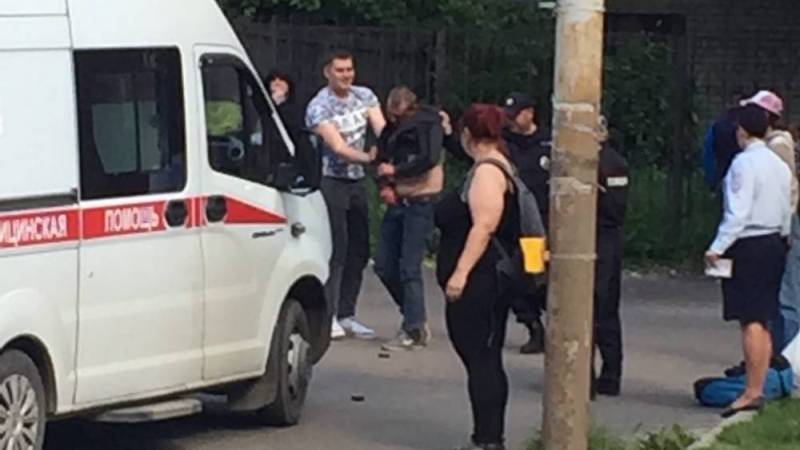 В Брянске совершено новое нападение с ножом в маршрутке: неадекватный мужчина нанёс ранения пассажиру