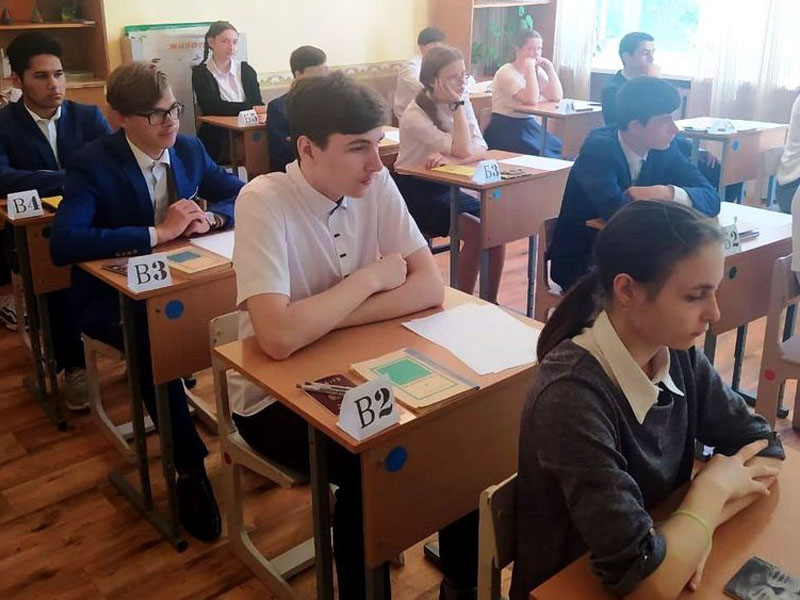 Экзамен по русскому языку сдали более 11,5 тысяч брянских девятиклассников