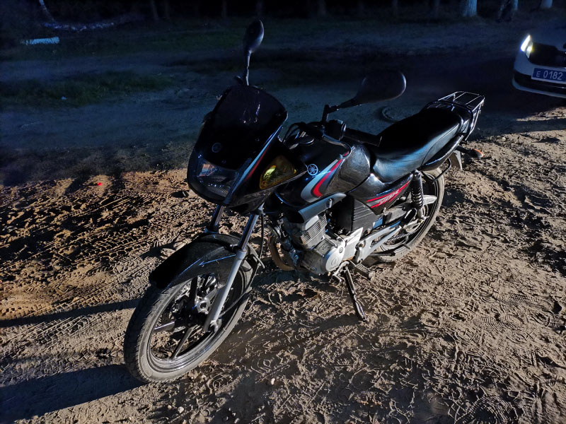 В Брянской области задержанный инспекторами ДПС пьяный мотоциклист, роняя обрез, сознался в убийстве человека