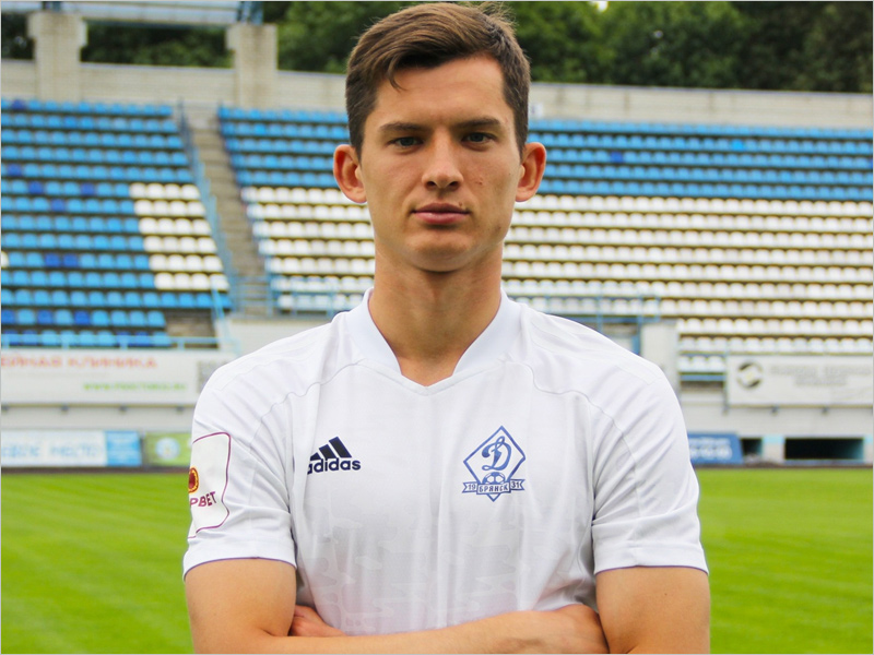 Первым новичком нового сезона в брянском «Динамо» стал Александр Оленёв