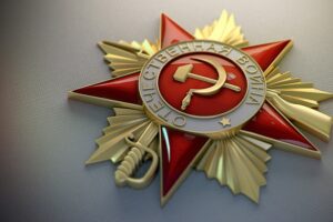Суд обязал облвоенкомат оплатить памятник ветерану Великой Отечественной войны