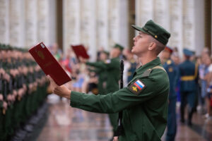 В России 21 ноября объявили Днём военной присяги