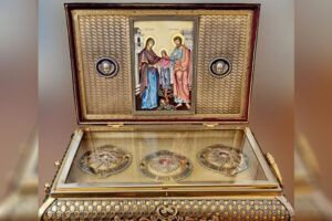 В Брянск доставят ковчег с частью пояса Пресвятой Богородицы