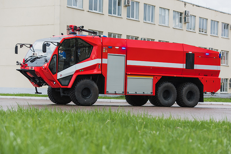 Брянский автозавод представил на Форуме «Армия-2022» пожарный аэродромный автомобиль