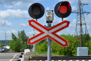 Железнодорожный переезд в Навле 28-29 августа перекрыт «на очистку»