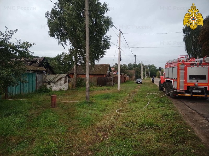 В пожаре в жилом доме в Клинцовском районе сгорел 48-летний мужчина