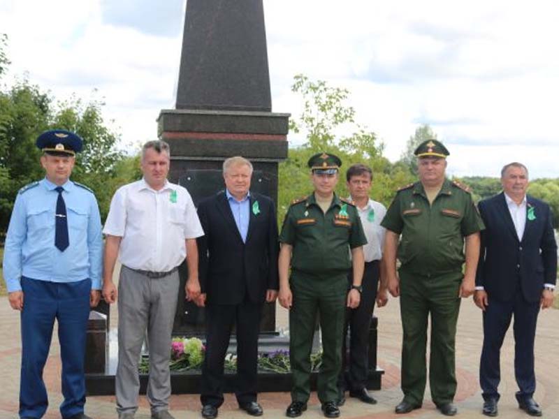В Рогнедино открыли стелу в честь присвоения звания «Поселок партизанской славы»
