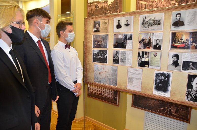 Ученики сельцовской школы побывали с экскурсией в музее регионального УФСБ