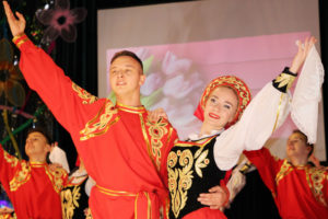Брянский ансамбль танца «Калинка» покажет новую программу. С русской душой