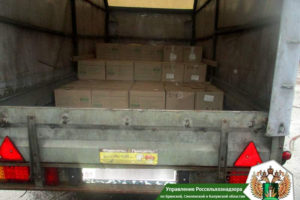 В Брянскую область пытались провезти тонну «диких» консервов из Белоруссии